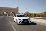 Lexus LS500h AWD 2017 года (WW)